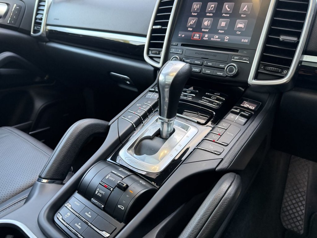 Used Porsche Cayenne 2017 for sale - 77157400: Photo 24