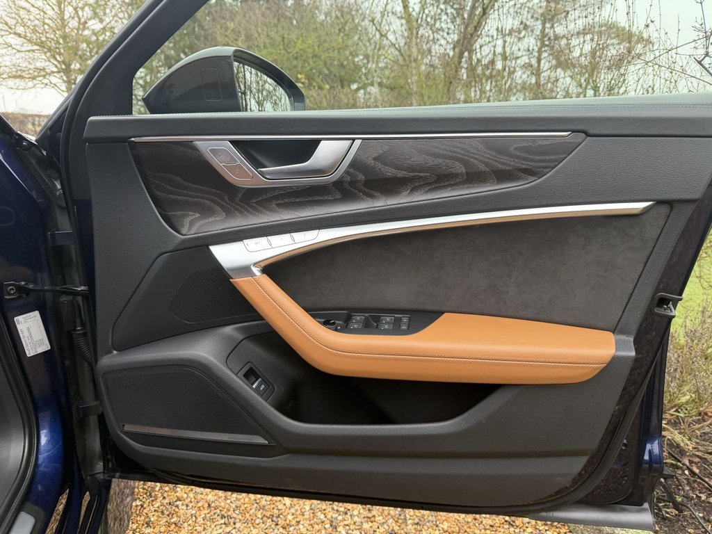 Used Audi RS6 Avant 2020 for sale - 77157405: Photo 30