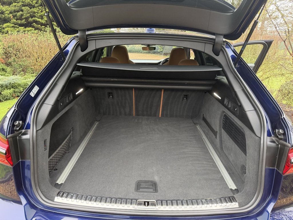 Used Audi RS6 Avant 2020 for sale - 77157405: Photo 33