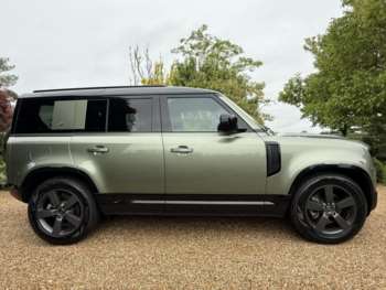 Used Land Rover Defender 110 2023 for sale - 74746355: Photo