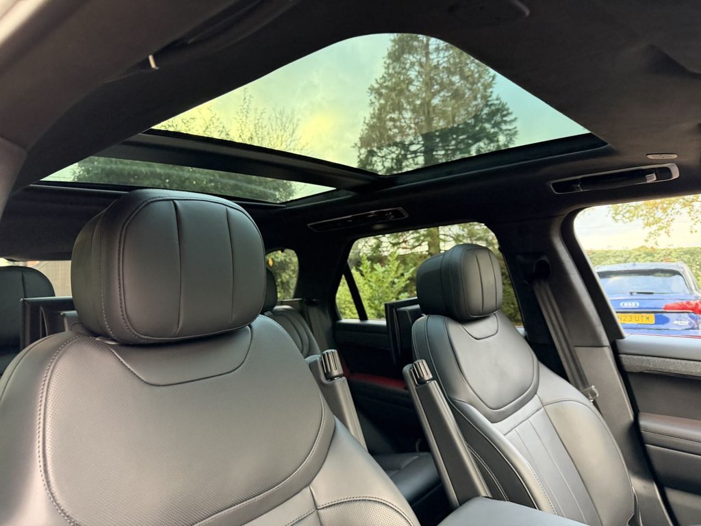 Used Land Rover Range Rover Sport 2024 for sale - 77157387: Photo 10