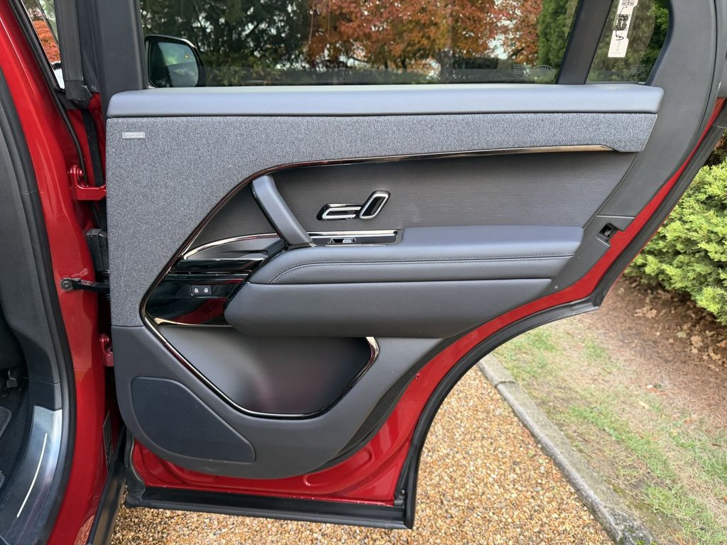 Used Land Rover Range Rover Sport 2024 for sale - 77157387: Photo 32
