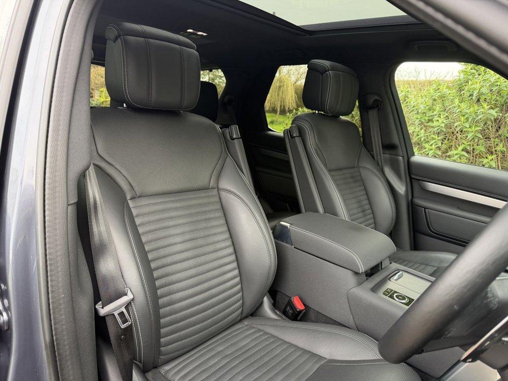 Used Land Rover Discovery 2024 for sale - 77897478: Photo 10
