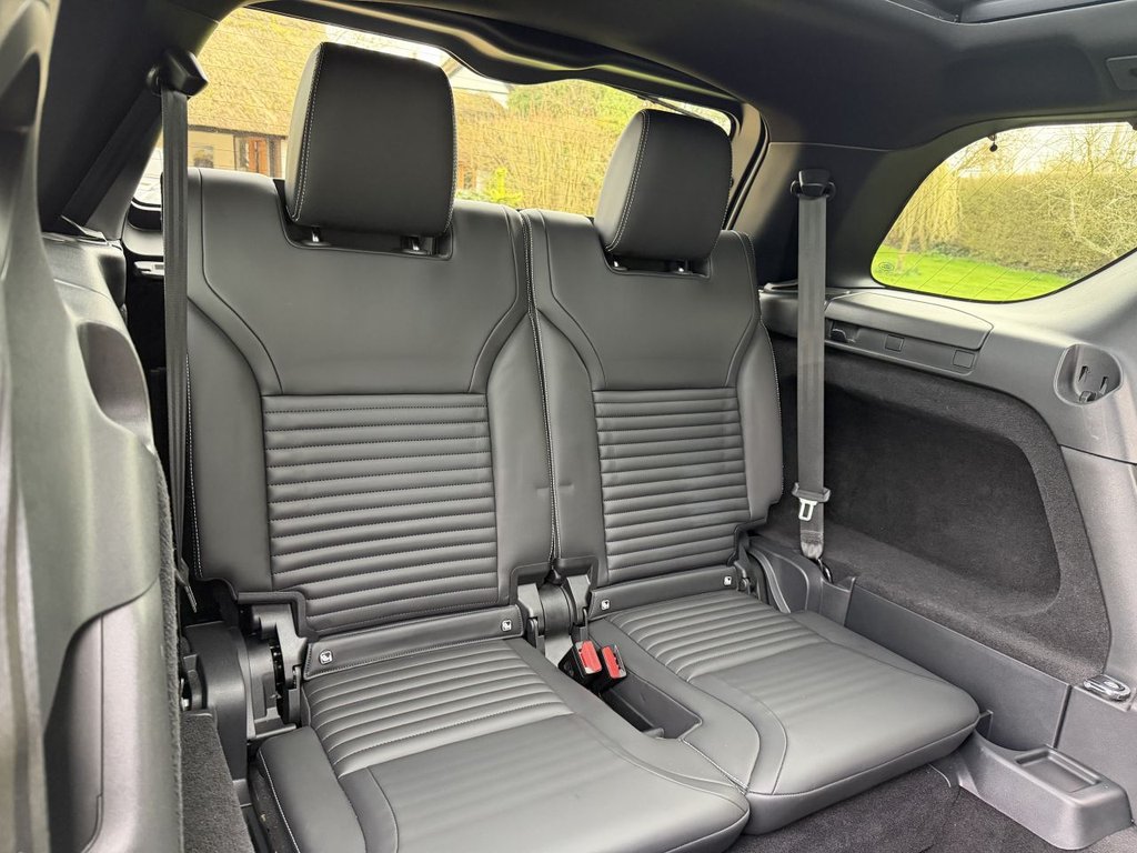 Used Land Rover Discovery 2024 for sale - 77897478: Photo 17