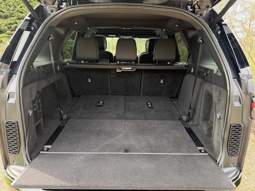 Used Land Rover Discovery 2024 for sale - 77897478: Photo 22