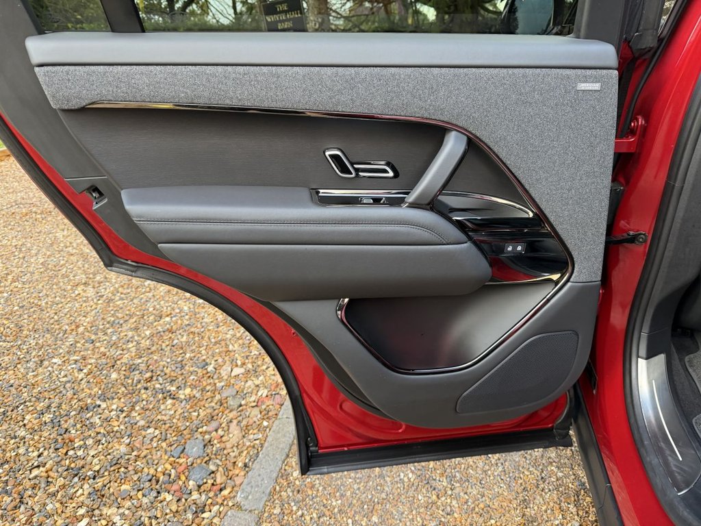 Used Land Rover Range Rover Sport 2024 for sale - 77436600: Photo 31