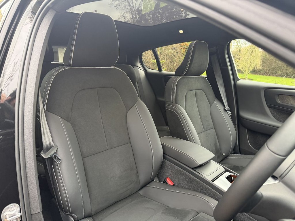 Used Volvo C40 2024 for sale - 77153527: Photo 10