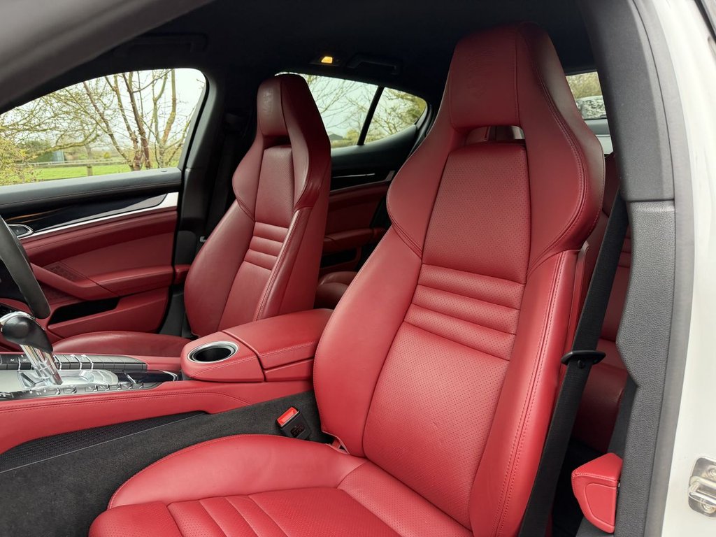 Used Porsche Panamera 2016 for sale - 77920432: Photo 11