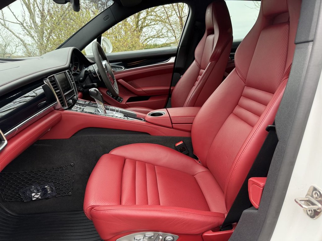 Used Porsche Panamera 2016 for sale - 77920432: Photo 13