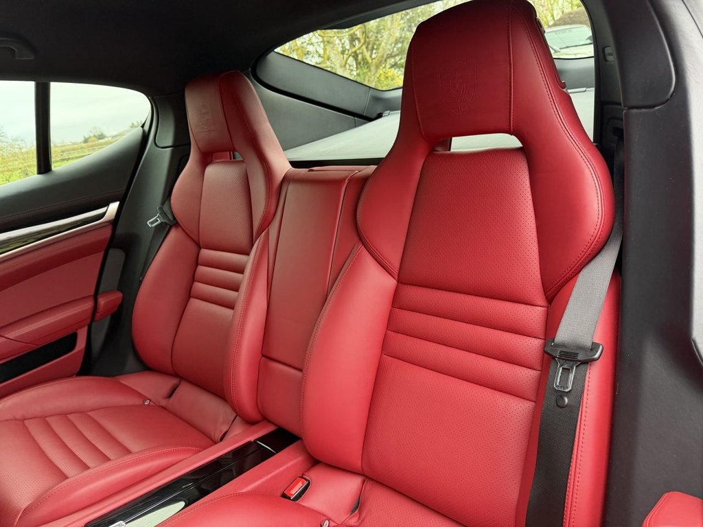 Used Porsche Panamera 2016 for sale - 77920432: Photo 16