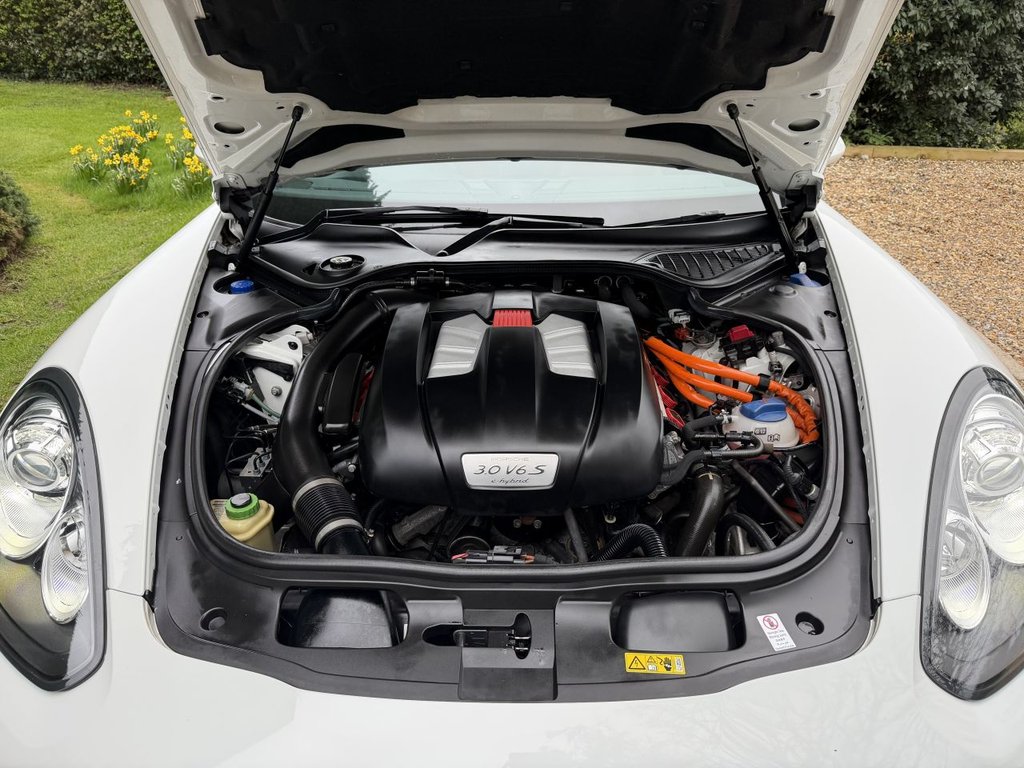 Used Porsche Panamera 2016 for sale - 77920432: Photo 29