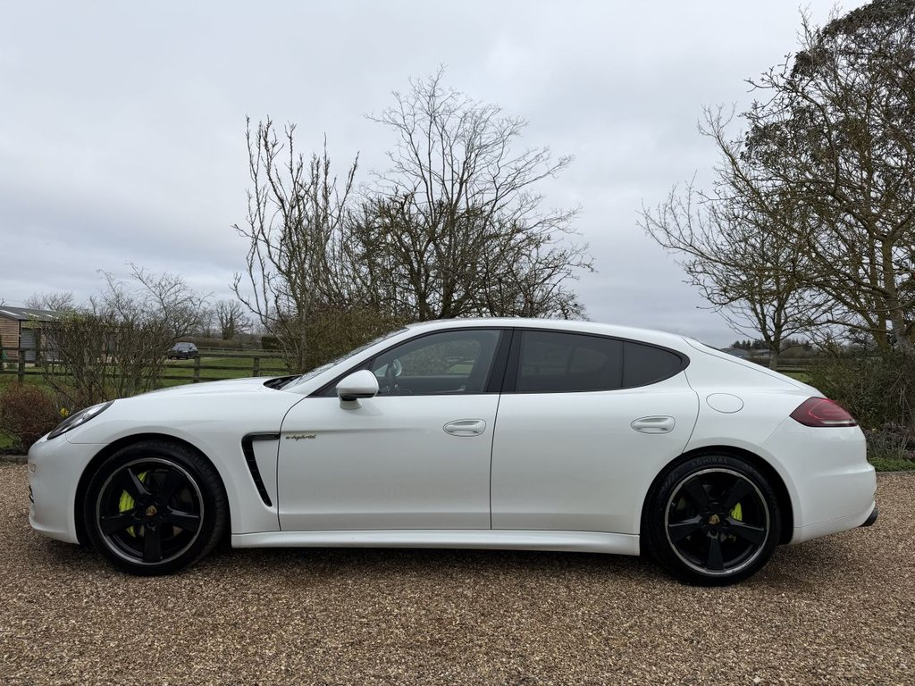 Used Porsche Panamera 2016 for sale - 77920432: Photo 3