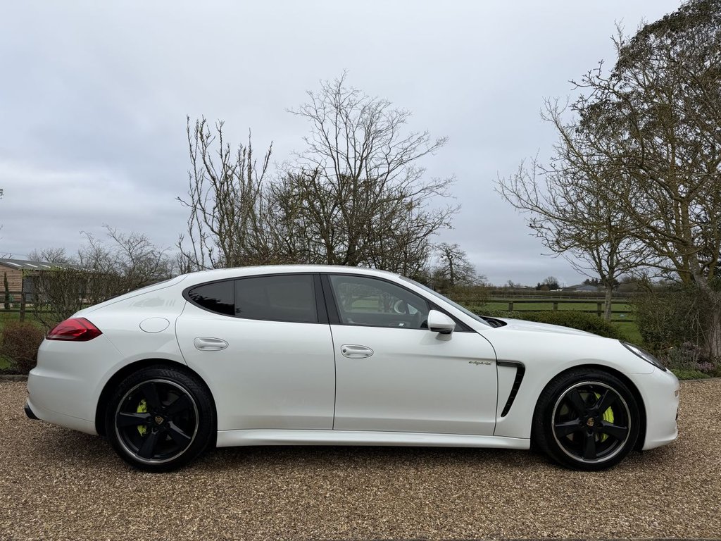 Used Porsche Panamera 2016 for sale - 77920432: Photo 4