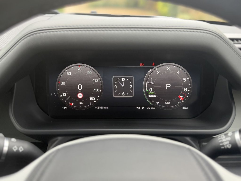 Used Land Rover Defender 2023 for sale - 77153124: Photo 24