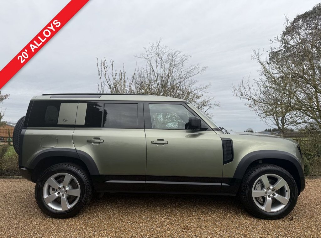 Used Land Rover Defender 2023 for sale - 77153124: Photo 4