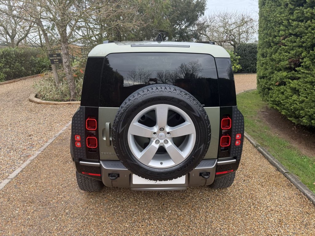 Used Land Rover Defender 2023 for sale - 77153124: Photo 43