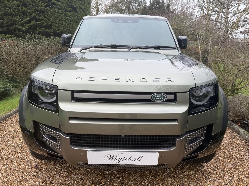 Used Land Rover Defender 2023 for sale - 77153124: Photo 7