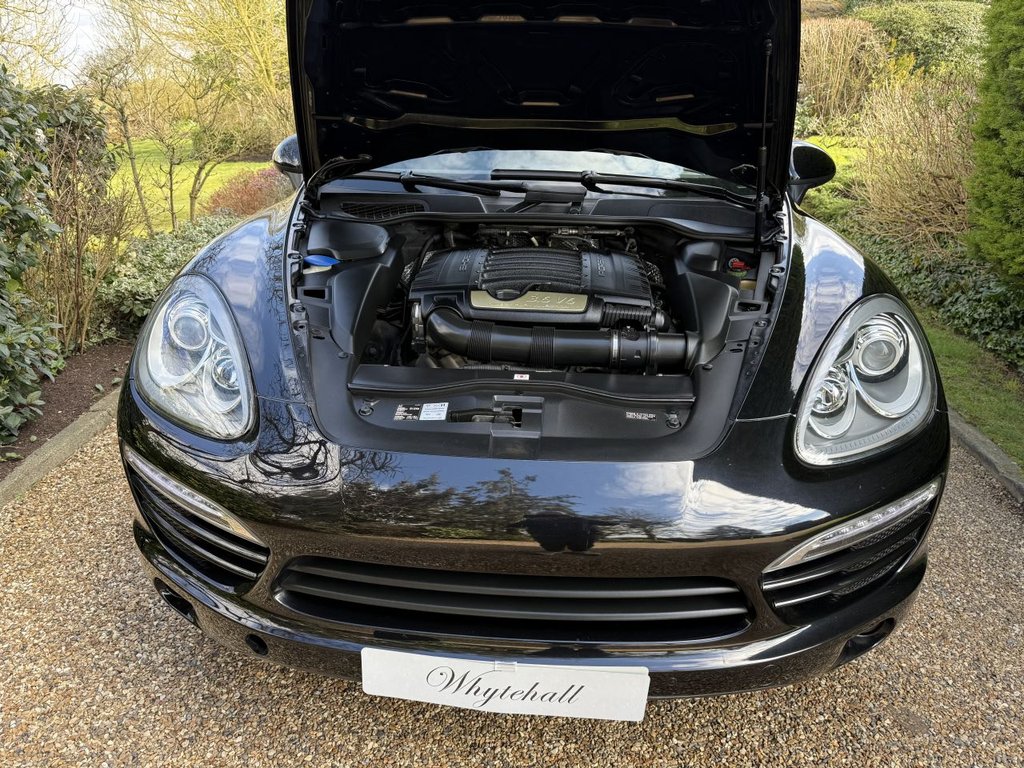 Used Porsche Cayenne 2014 for sale - 77157394: Photo 10