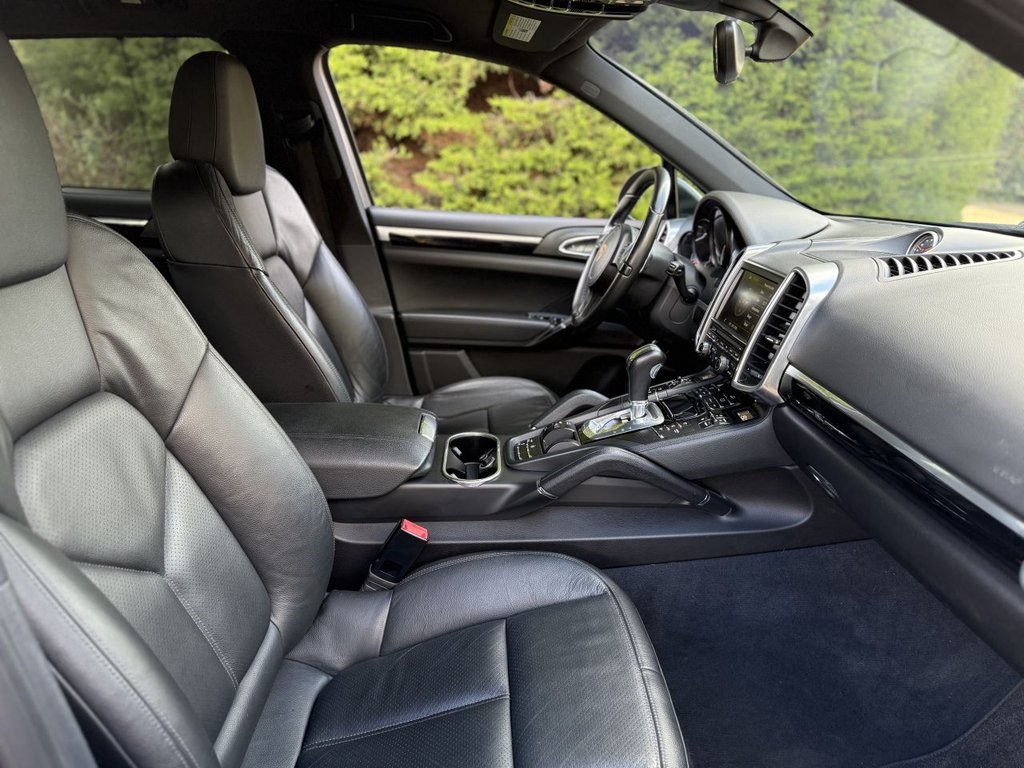 Used Porsche Cayenne 2014 for sale - 77157394: Photo 18