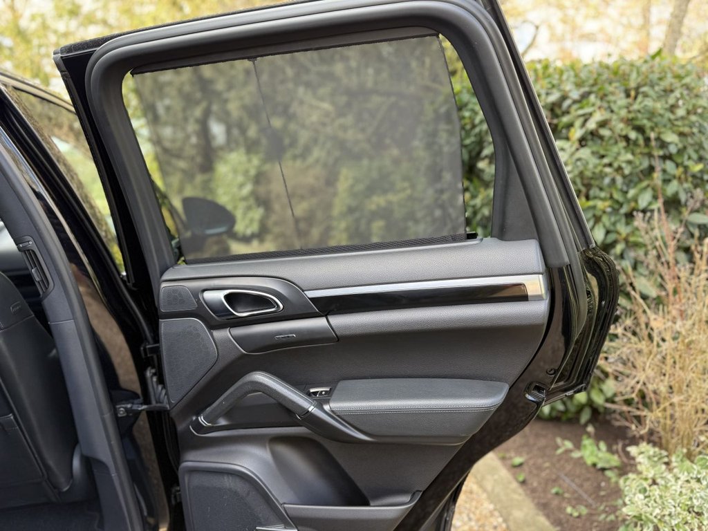 Used Porsche Cayenne 2014 for sale - 77157394: Photo 24