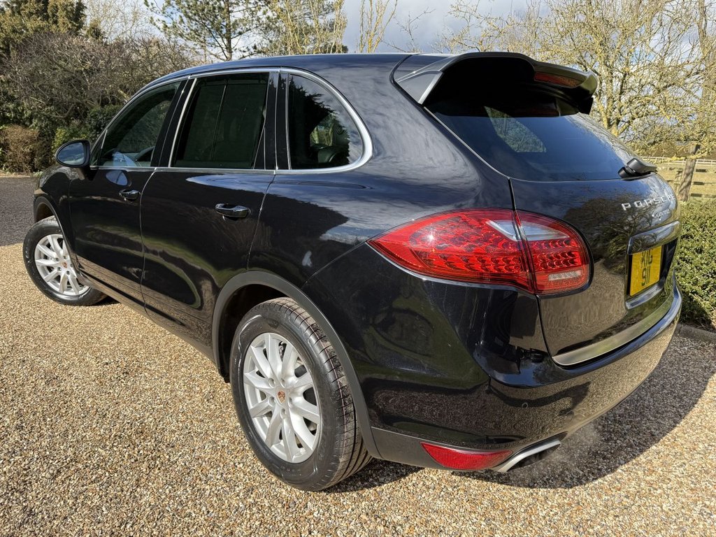 Used Porsche Cayenne 2014 for sale - 77157394: Photo 4