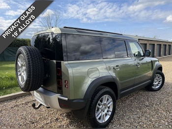 Used Land Rover Defender 2024 for sale - 78514779: Photo