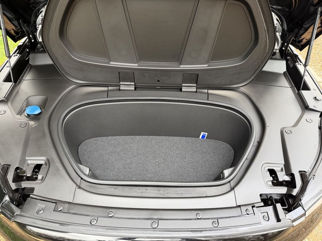 Used Volvo C40 2024 for sale - 77436386: Photo 32