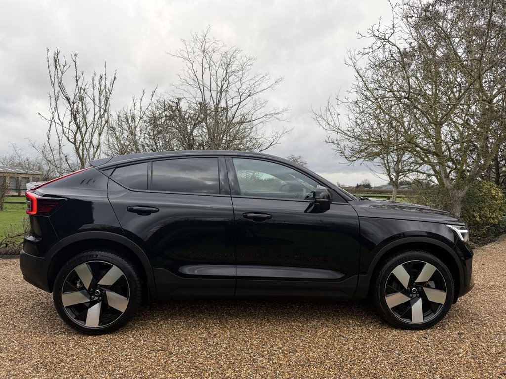 Used Volvo C40 2024 for sale - 77436386: Photo 4