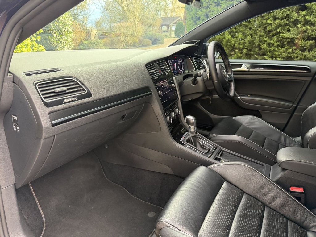 Used Volkswagen Golf 2018 for sale - 77263320: Photo 16