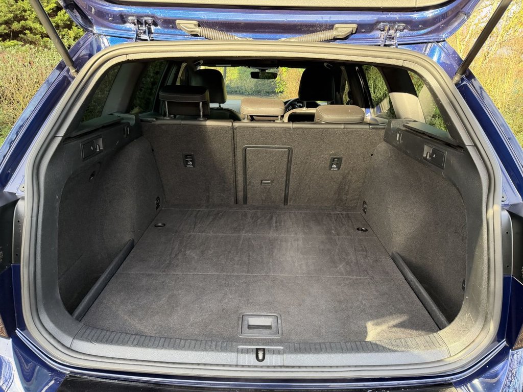 Used Volkswagen Golf 2018 for sale - 77263320: Photo 22