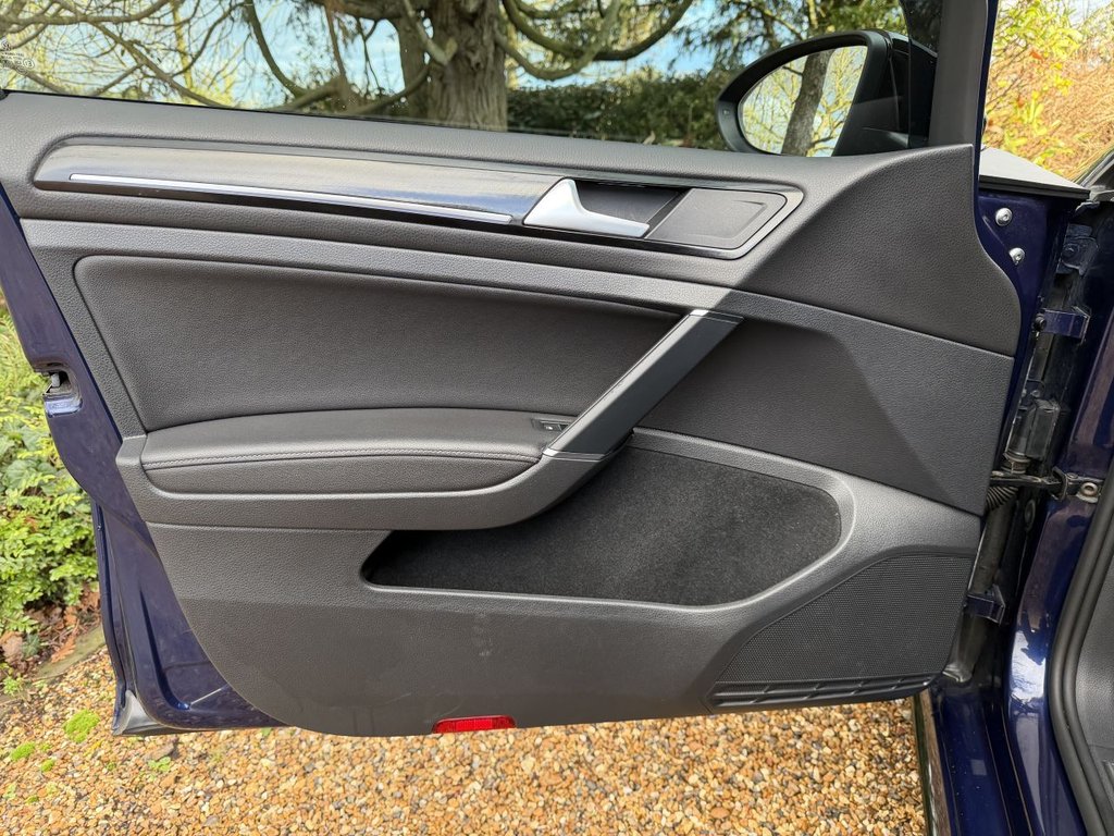 Used Volkswagen Golf 2018 for sale - 77263320: Photo 26