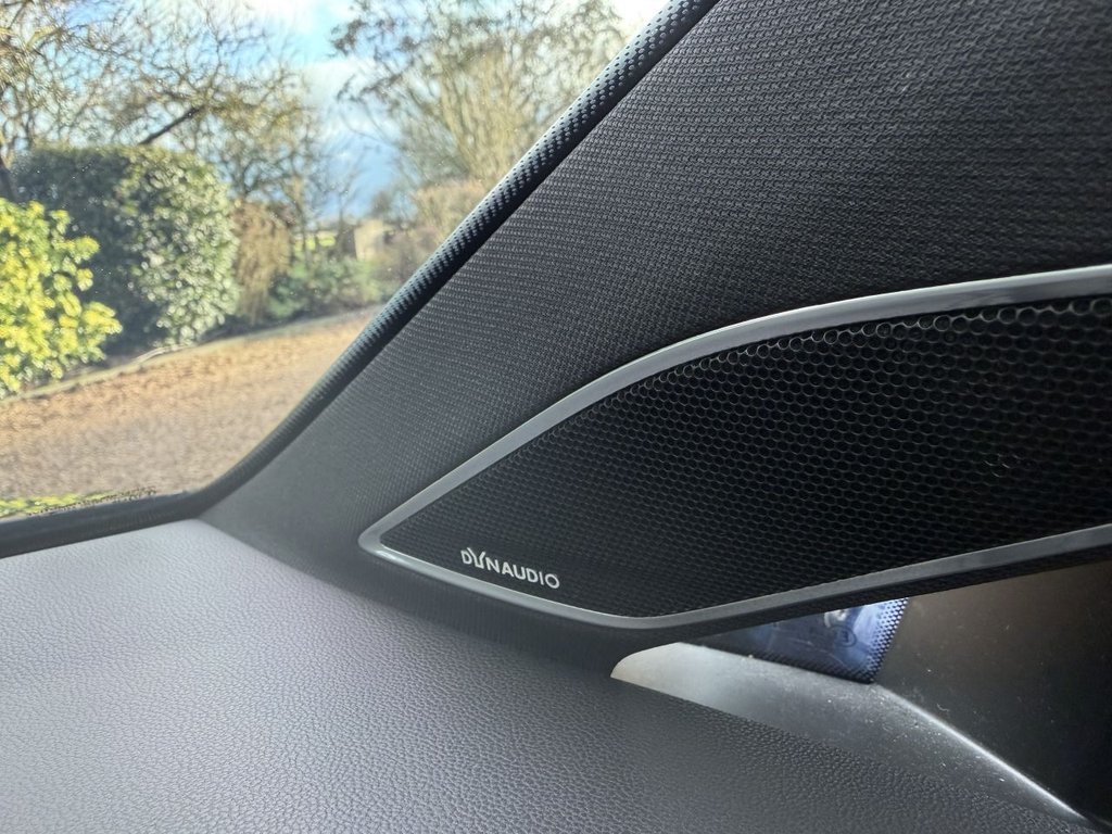 Used Volkswagen Golf 2018 for sale - 77263320: Photo 28