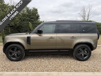 Used Land Rover Defender 110 2023 for sale - 79210363: Photo
