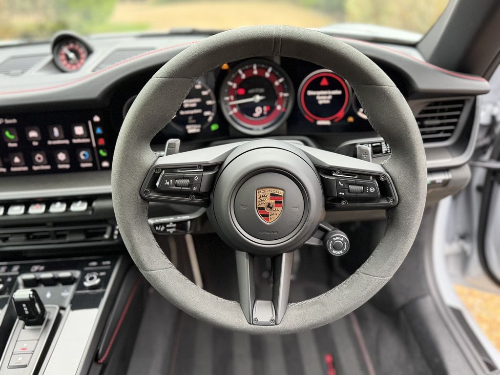 Used Porsche 911 2024 for sale - 77157398: Photo 17