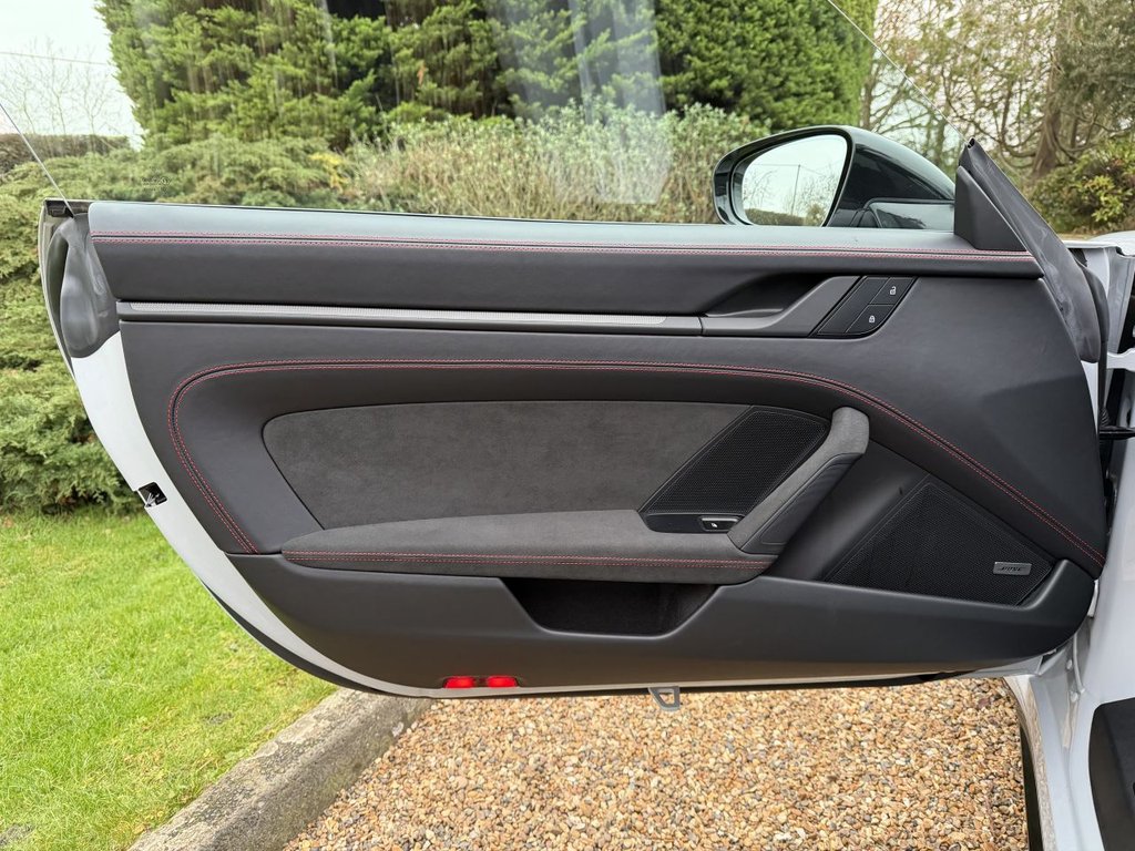 Used Porsche 911 2024 for sale - 77157398: Photo 19