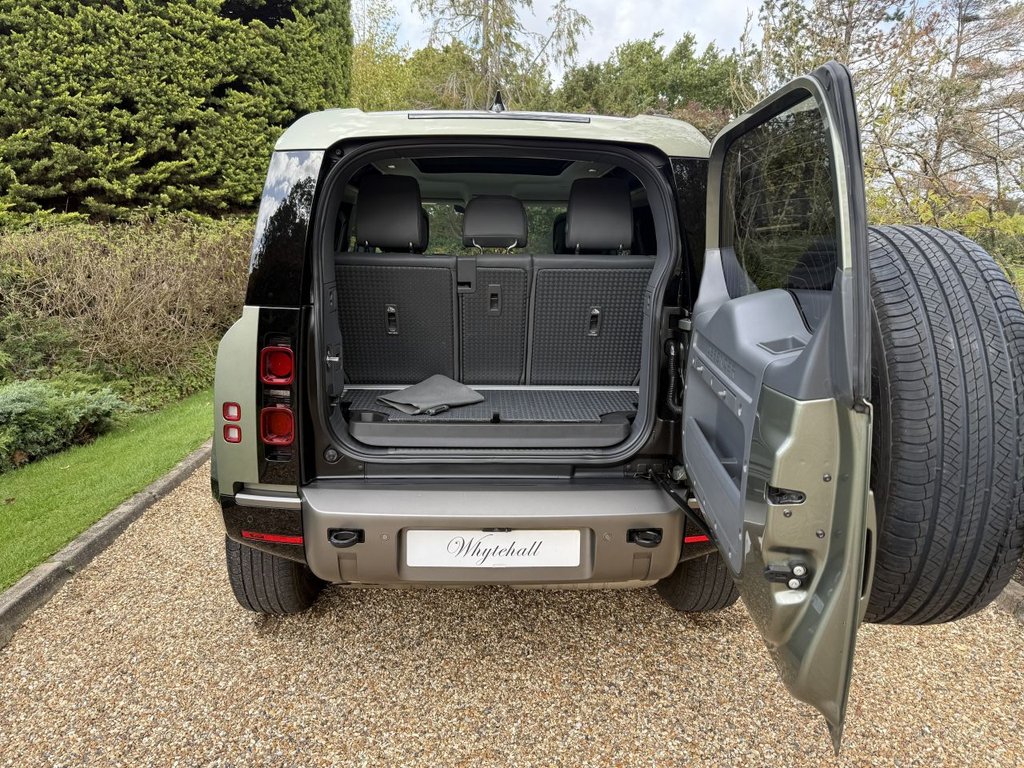 Used Land Rover Defender 2024 for sale - 77436656: Photo 10