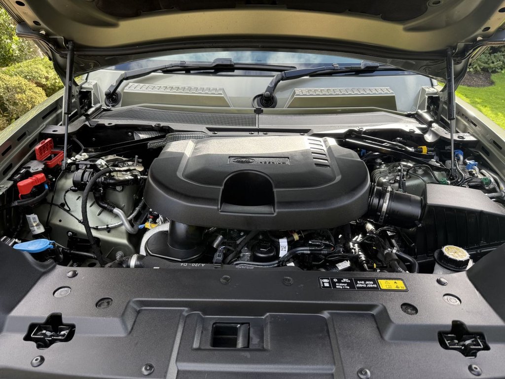 Used Land Rover Defender 2024 for sale - 77436656: Photo 12