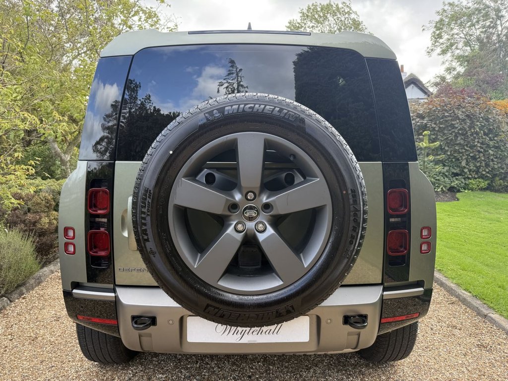 Used Land Rover Defender 2024 for sale - 77436656: Photo 8