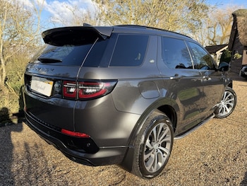 Used Land Rover Discovery Sport 2023 for sale - 77437057: Photo