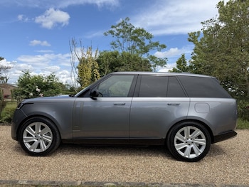 Used Land Rover Range Rover 2025 for sale - 78780890: Photo