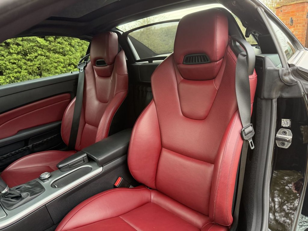 Used Mercedes-Benz SLK 2014 for sale - 78140811: Photo 11