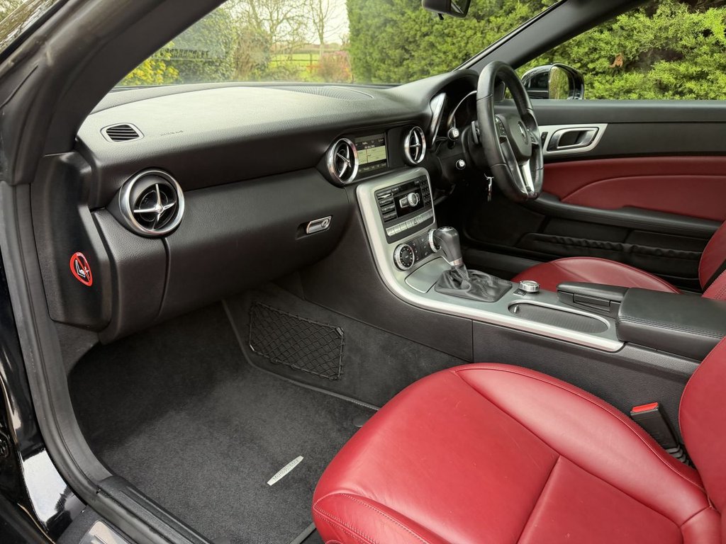 Used Mercedes-Benz SLK 2014 for sale - 78140811: Photo 13