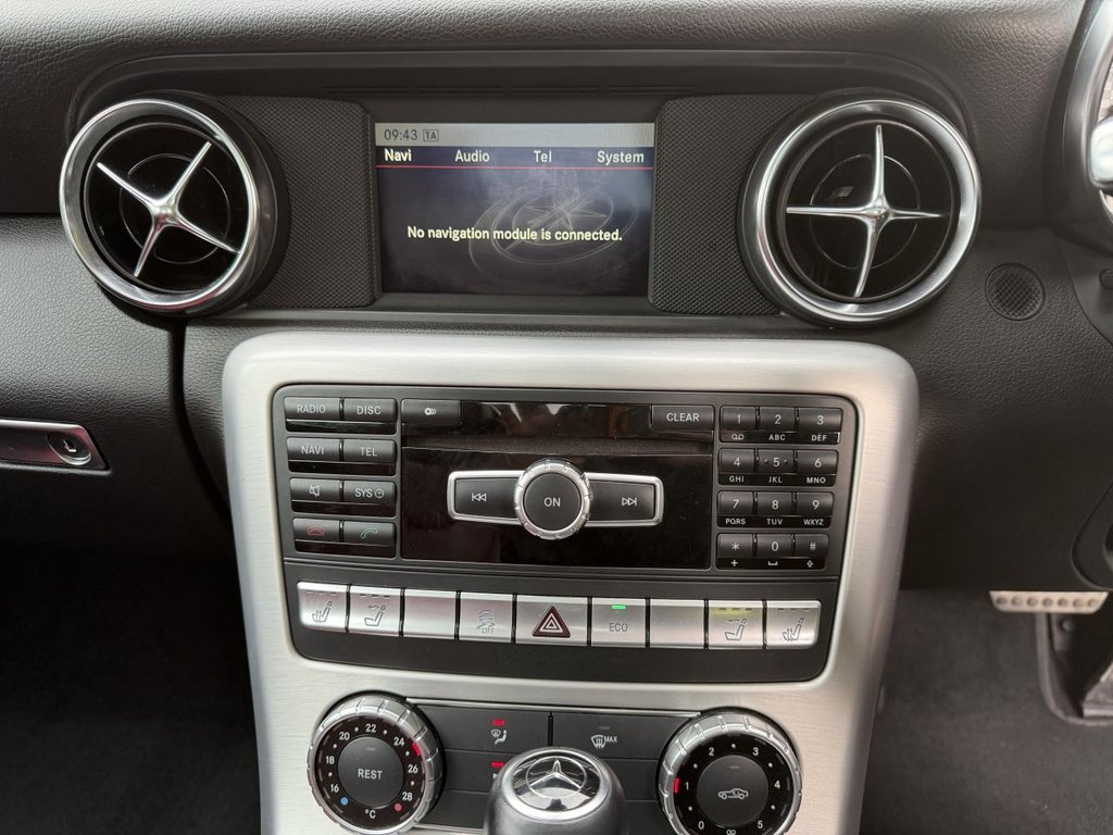 Used Mercedes-Benz SLK 2014 for sale - 78140811: Photo 18