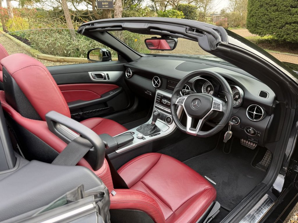 Used Mercedes-Benz SLK 2014 for sale - 78140811: Photo 25