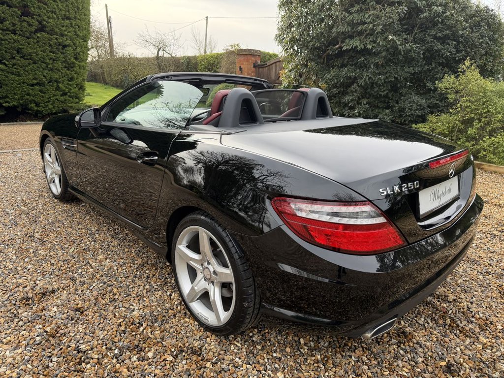Used Mercedes-Benz SLK 2014 for sale - 78140811: Photo 30