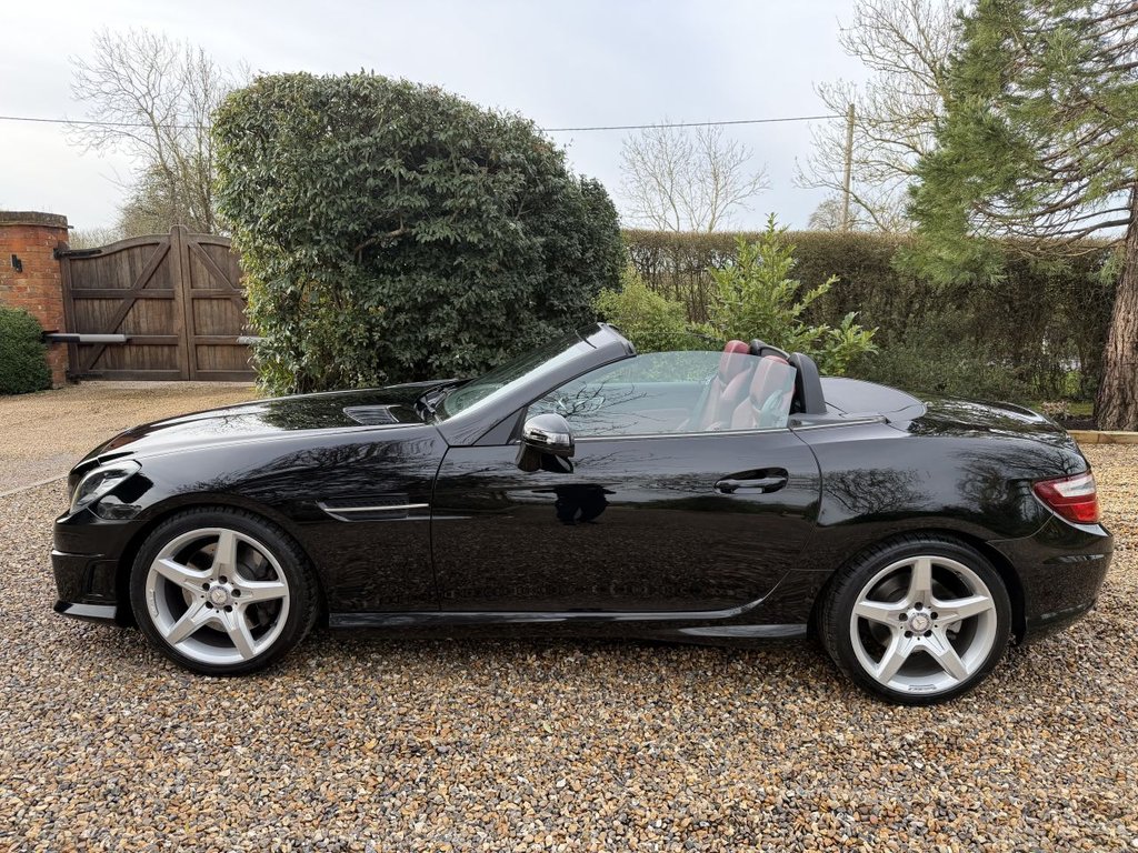 Used Mercedes-Benz SLK 2014 for sale - 78140811: Photo 31