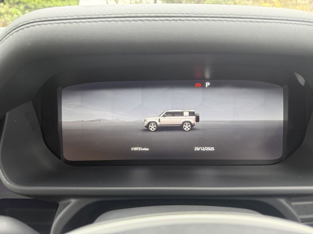 Used Land Rover Defender 110 2023 for sale - 77157401: Photo 24