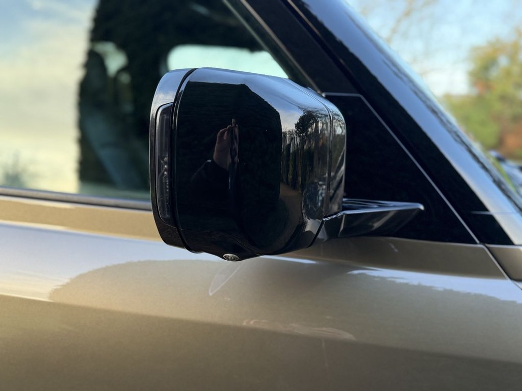 Used Land Rover Defender 2024 for sale - 77436980: Photo 38