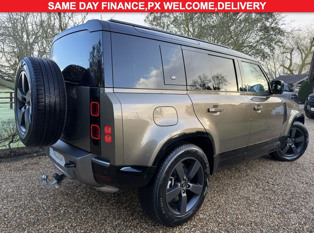 Used Land Rover Defender 2024 for sale - 77436980: Photo 5