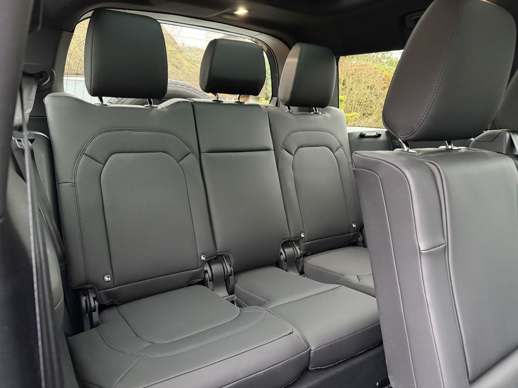 Used Land Rover Defender 2025 for sale - 77436819: Photo 20